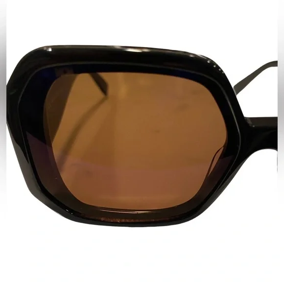 MCM Geometric Sunglasses 709S 002-Gradient-Black/White Leather Inserts MCM Worldwide Women Shiny Black Geometric Sunglasses MW0018  main image 3
